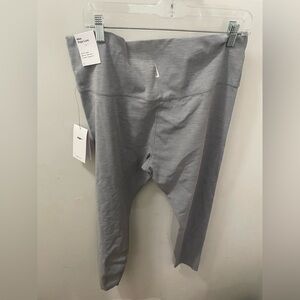 Nike Women’s Yoga Luxe High Rise 7/8 Length Tights SZ XXL gray NWT